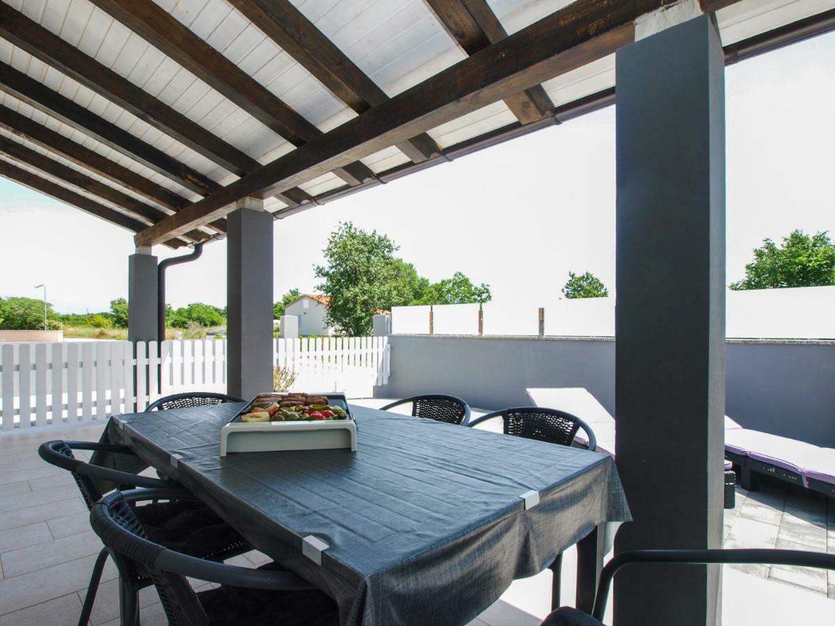 4 Stars Apartments-Pikula Fazana Ngoại thất bức ảnh
